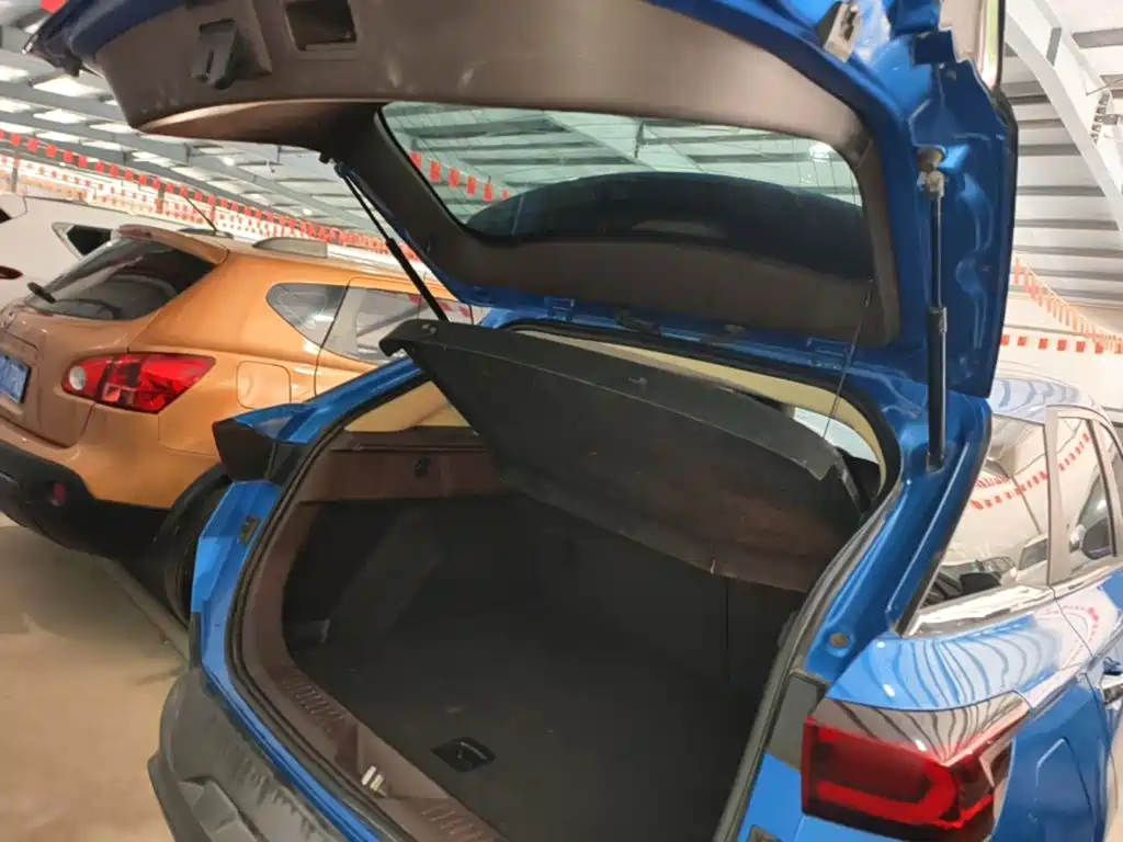 Bestune T77 2020 2019 Facelift 230 TID Automatic Luxury China V