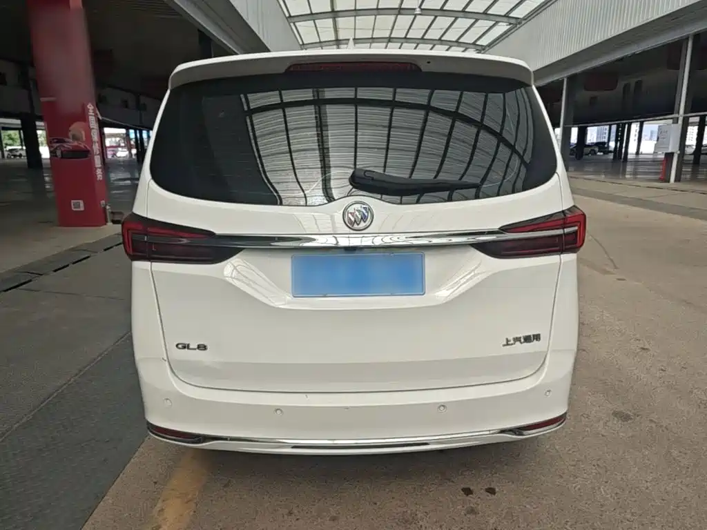 Photo 6 - Buick GL8