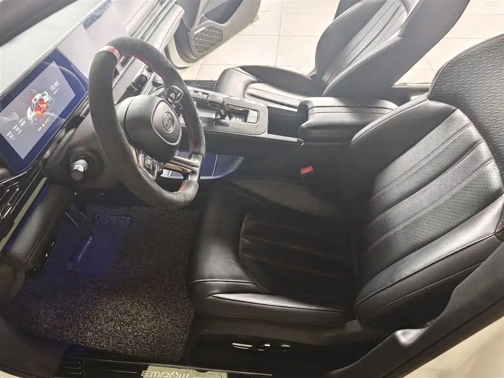 GAC Trumpchi Trumpchi Emkoo 2023 Shadow Leopard H Smart Hybrid фото 12
