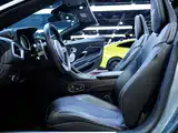 Фото 10 - Aston Martin DB11