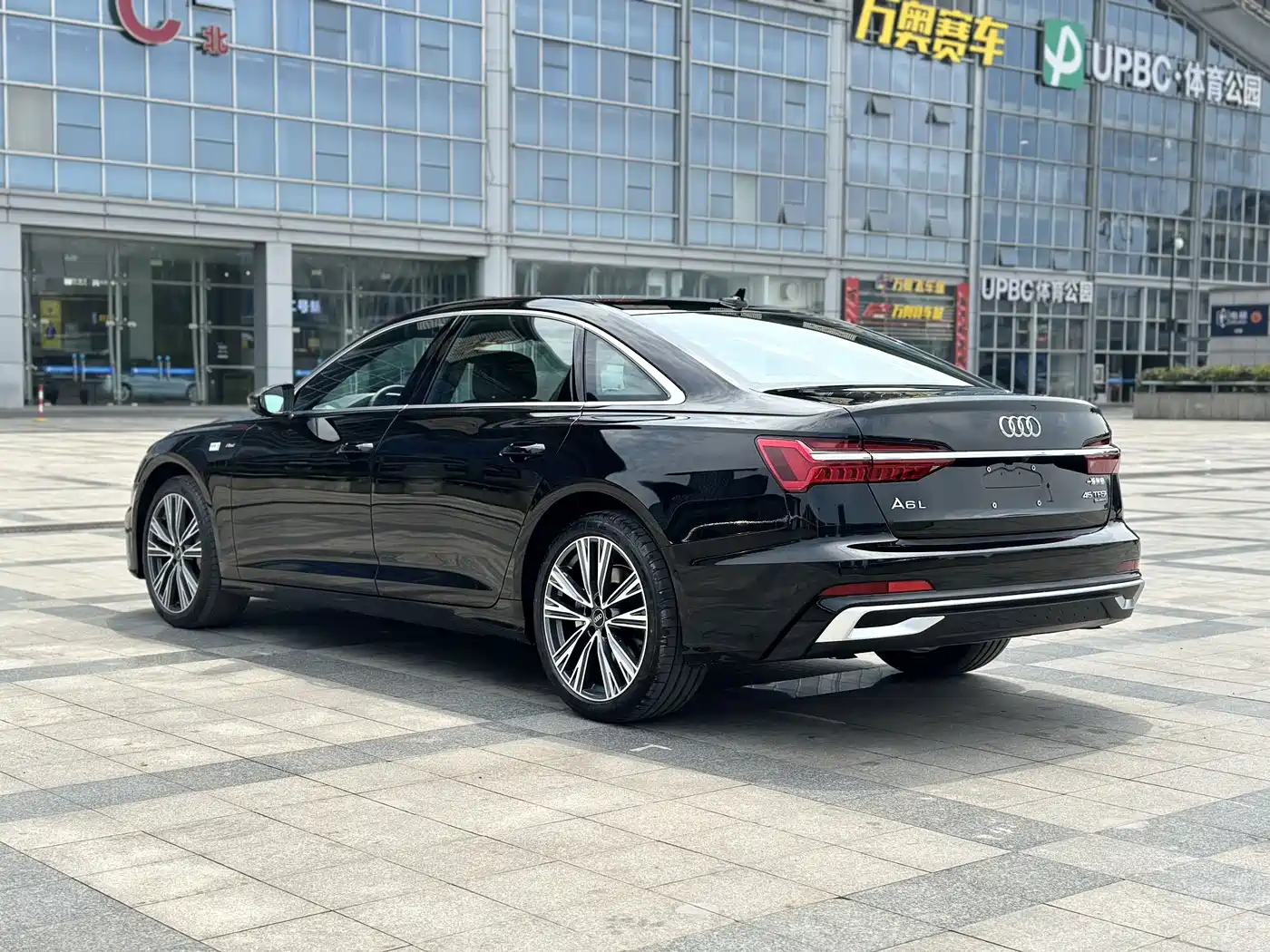 Audi A6L 2025 45 TFSI quattro Premium Sport фото 11