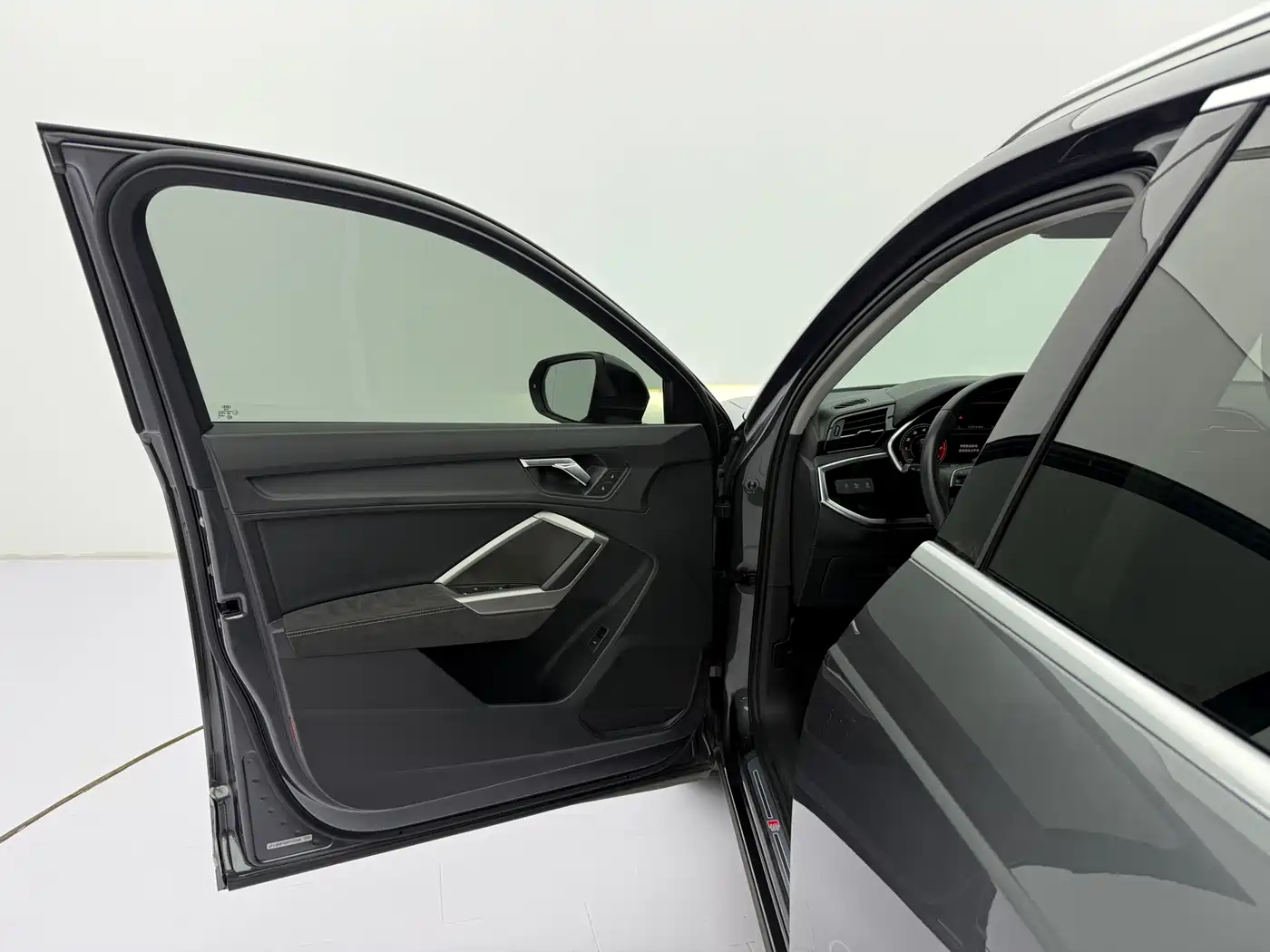 Audi Q3 2022 35 TFSI Fashion Dynamic фото 18