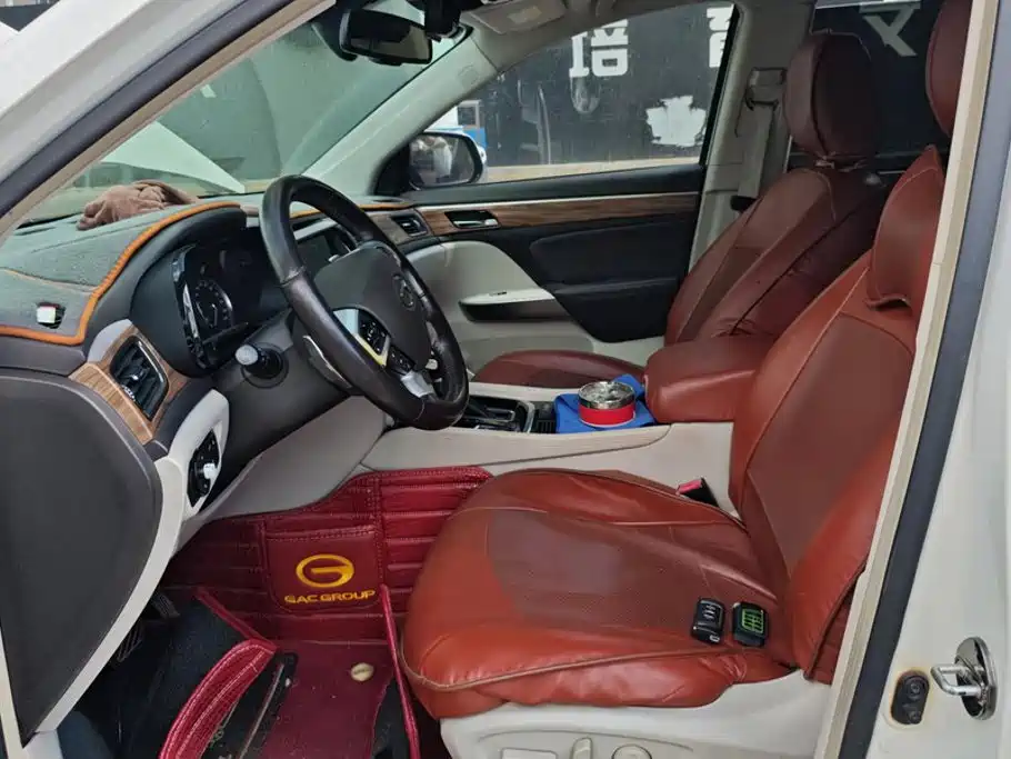 Фото 9 - GAC Trumpchi GS8