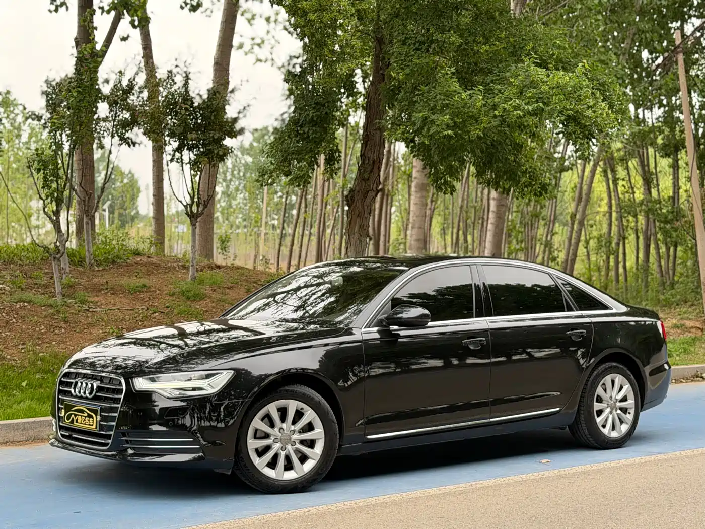 Audi A6L 2014 30 FSI Comfort
