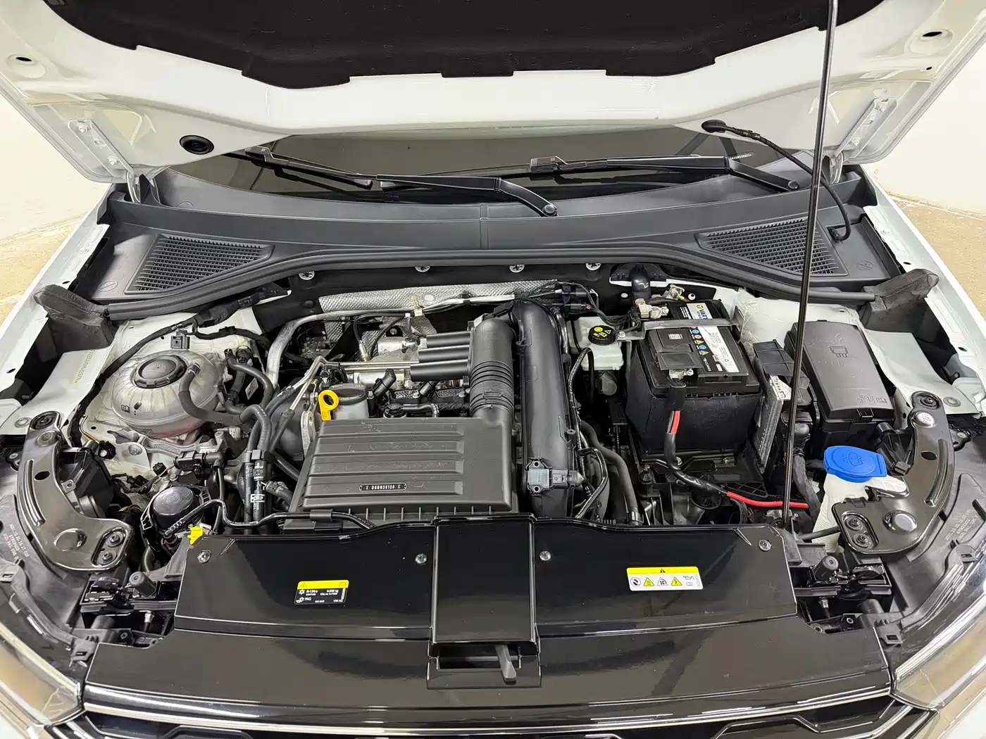 Volkswagen T-ROC 2021 280TSI DSG 2WD Comfort Smart Connect Edition фото 21