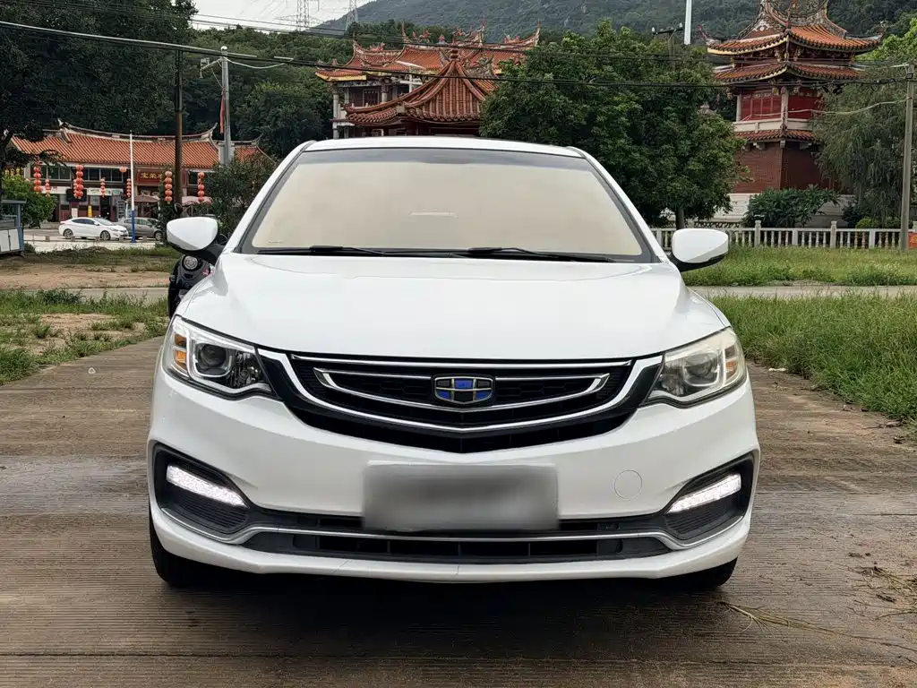 Фото 3 - Geely Vision