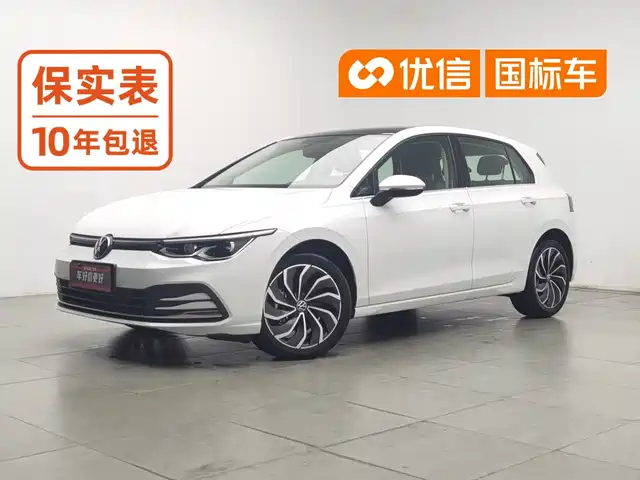 Volkswagen Golf 2024 280TSI DSG Pro 50th Anniversary Edition — фото 1