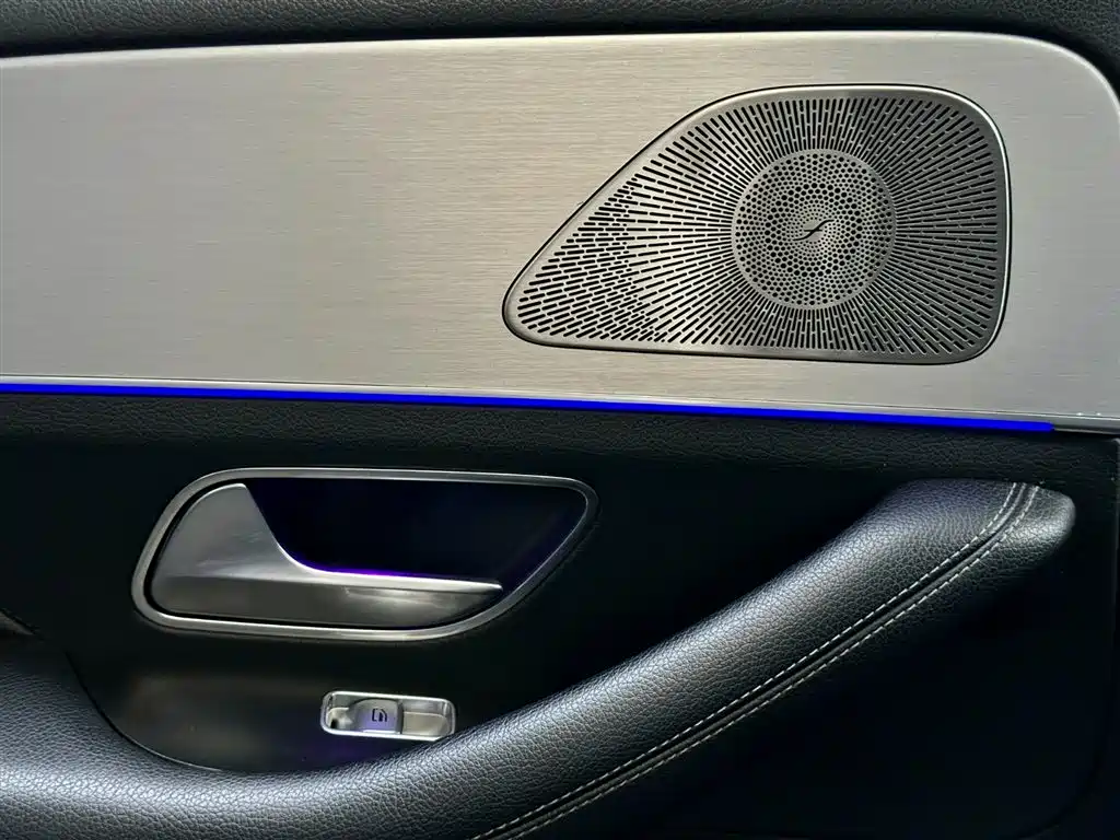 Mercedes-Benz GLE Coupe 2020 GLE 350 4MATIC Coupe SUV Fashion фото 29