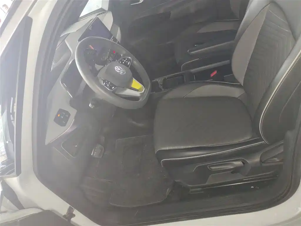 Volkswagen ID.3 2023 Upgraded Pure Intelligence Edition фото 15