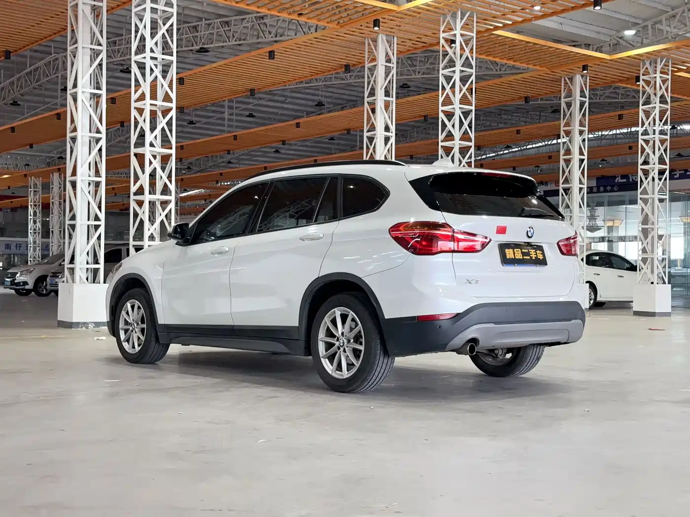 BMW X1 2019 sDrive18Li Fashion Model фото 8