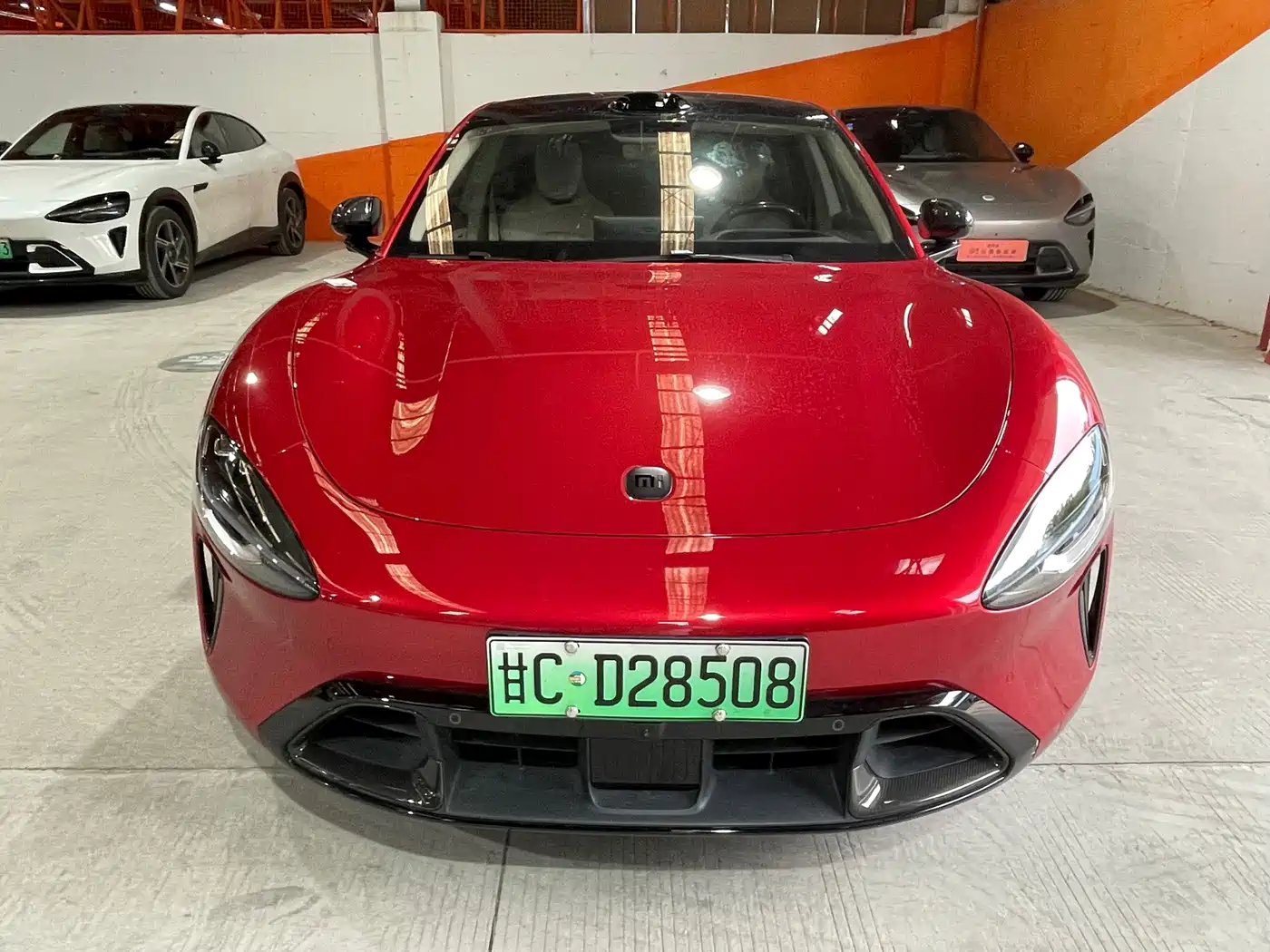 Photo 2 - Xiaomi SU7