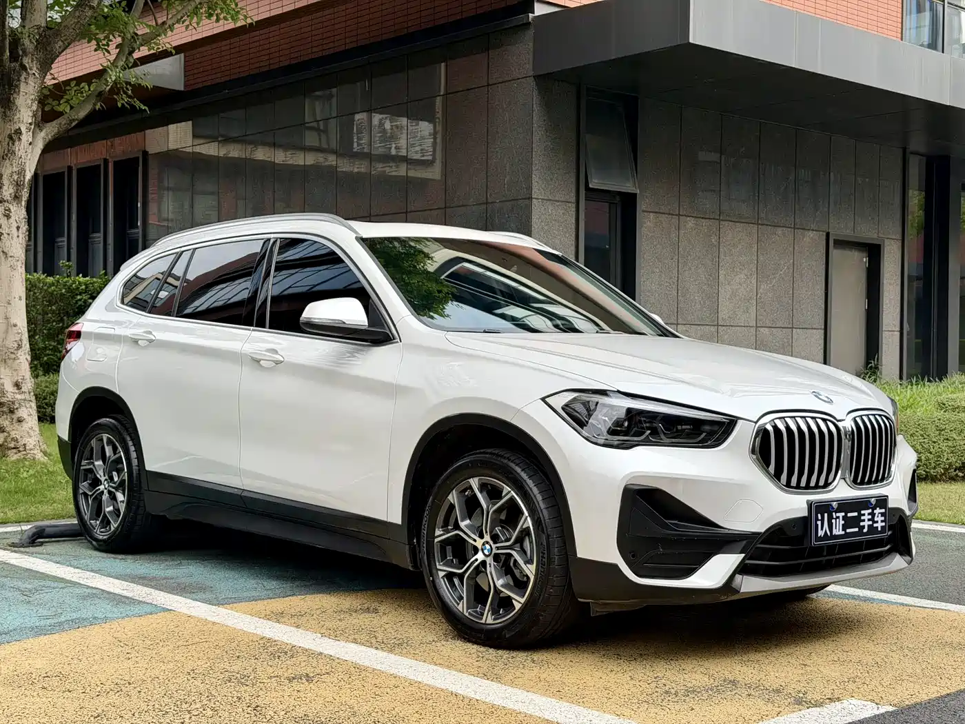BMW X1 2021 sDrive25Li Leading фото 7