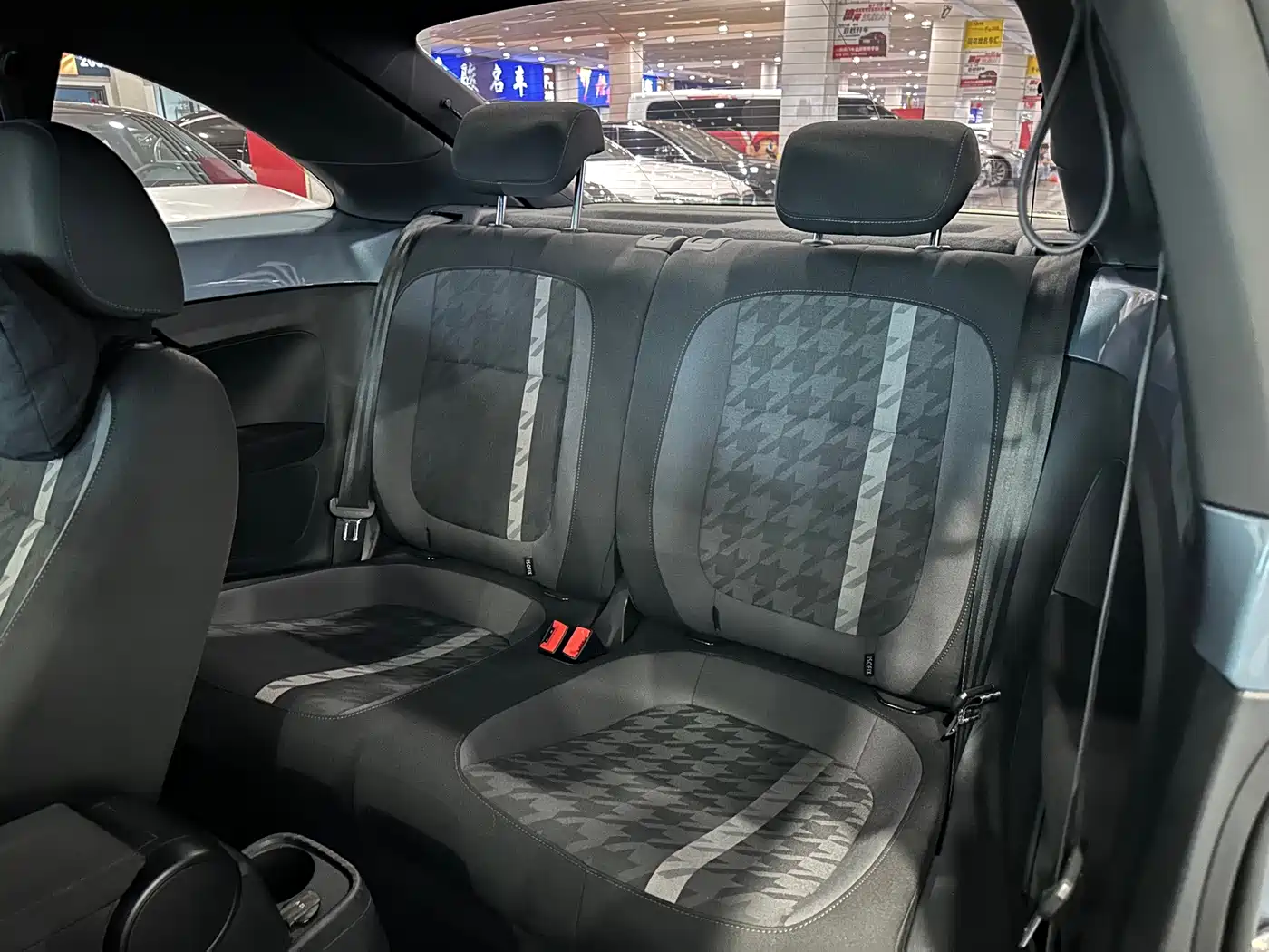 Volkswagen Beetle 2018 2018 180TSI Easy Joy Edition