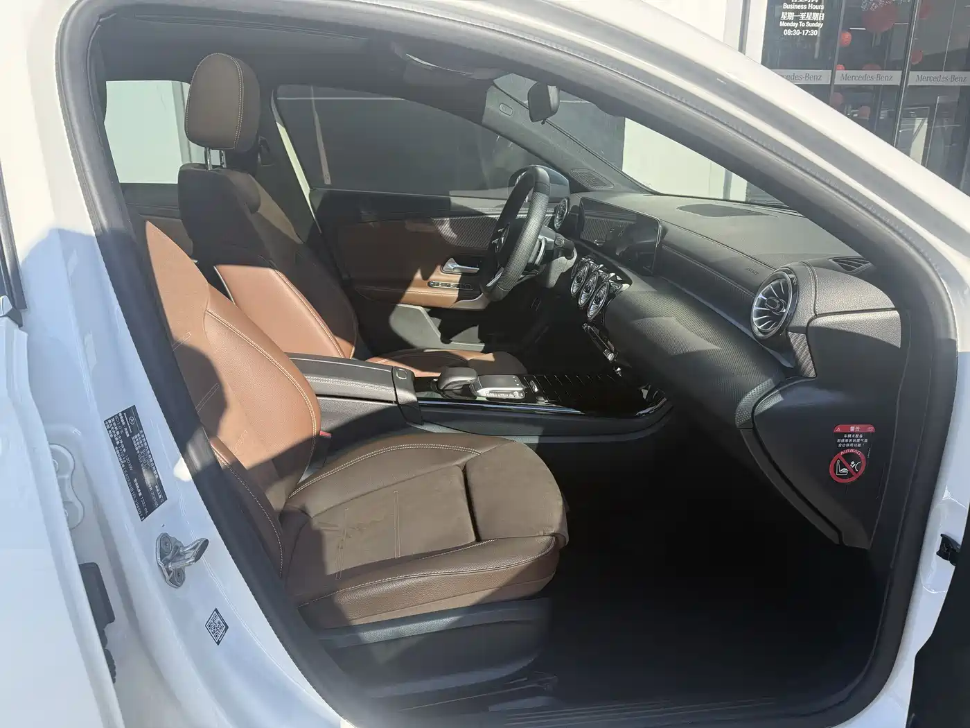 Mercedes-Benz A-Class 2023 A 200 L Fashion фото 15