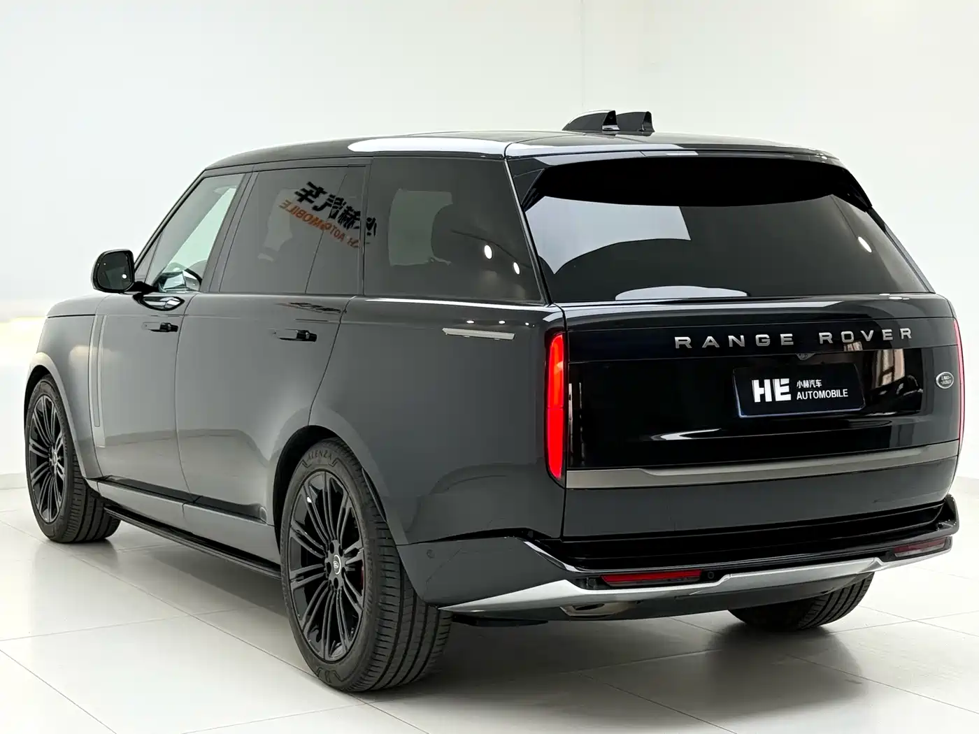 Land Rover Range Rover 2025 2025 3.0 L6 400PS Flourishing Era Extended Wheelbase 7-Seater