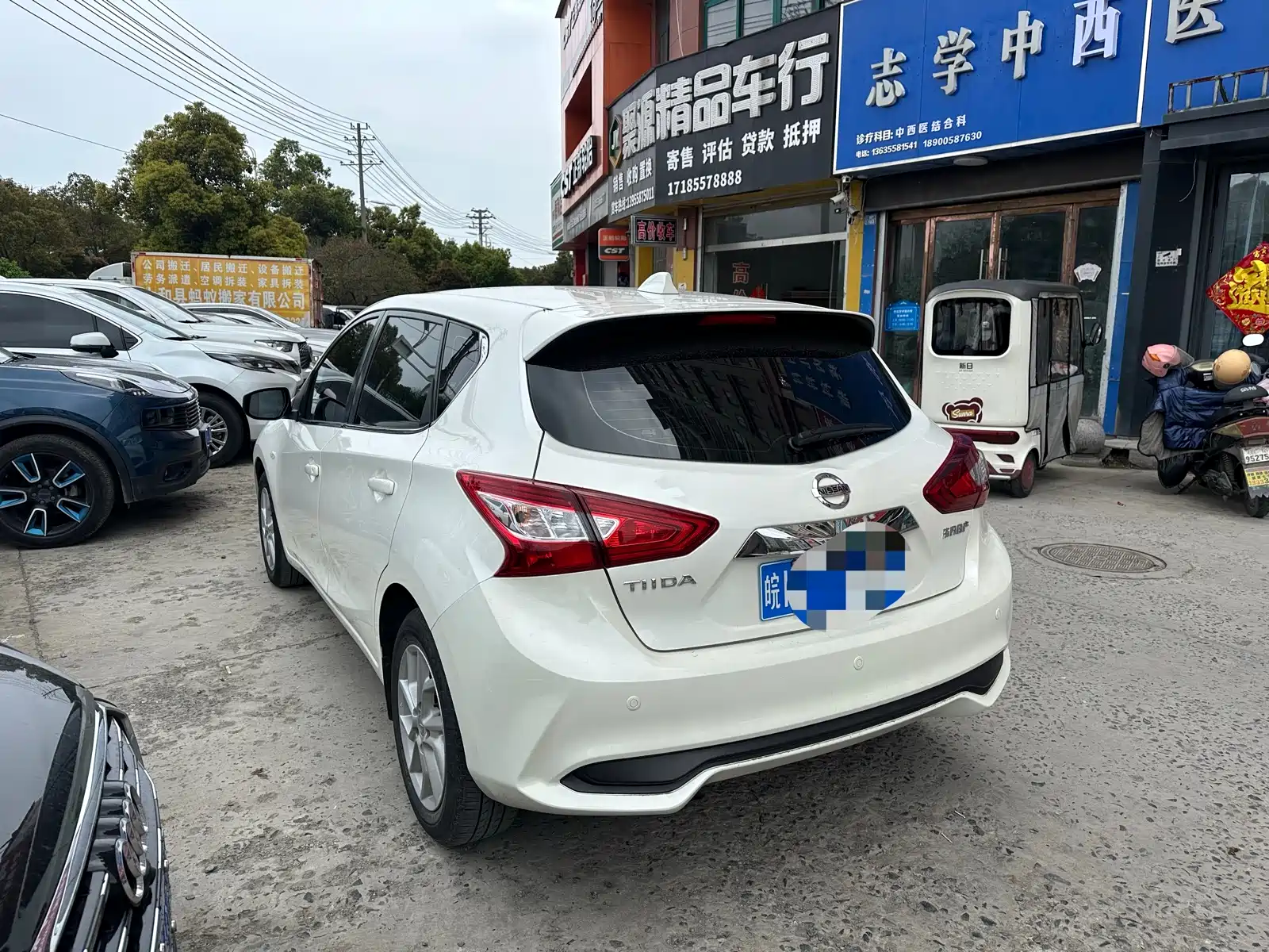 Фото 13 - Nissan Tiida