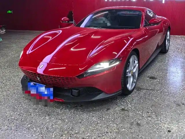 FERRARI ROMA