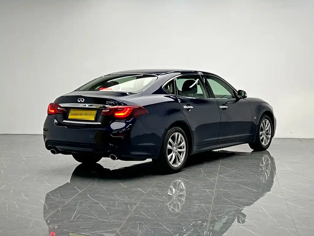 Infiniti Q70 2017 2017 Q70L 2.5L Elite Edition