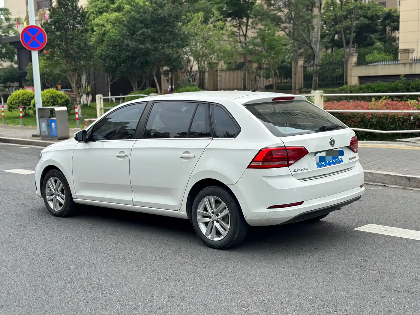 Volkswagen Santana 2015 Gran Santana 1.6L Automatic Comfort фото 6