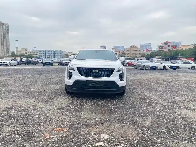 cadillac xt4