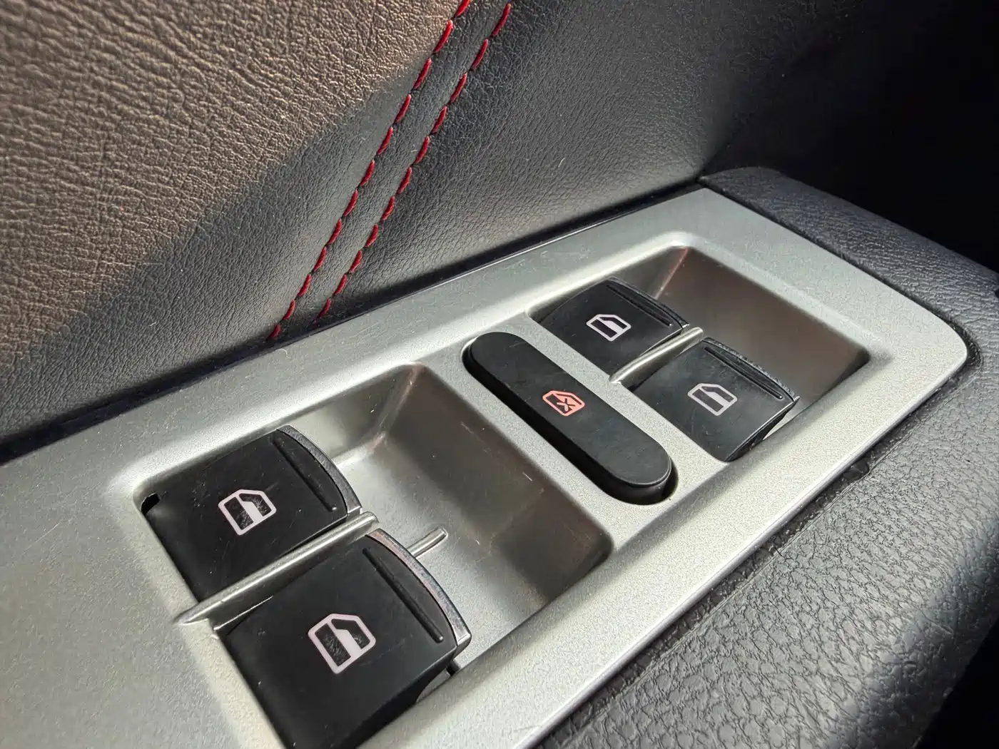 Haval M6 2019 1.5T DCT 2WD Elite Version China V фото 11