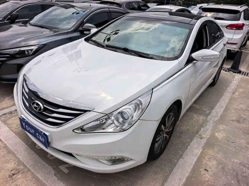 Hyundai Sonata 2014 2013 2.0L Automatic Luxury Edition