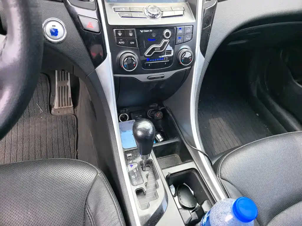 Hyundai Sonata 2014 2013 2.0L Automatic Luxury Edition