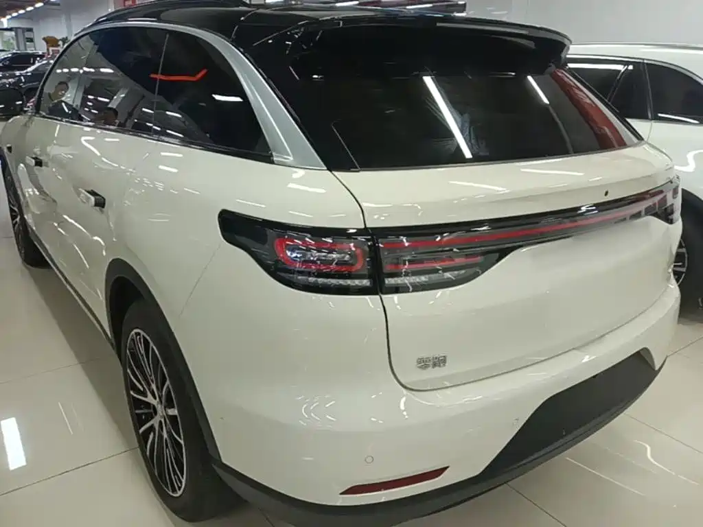 2026 Leapmotor C11