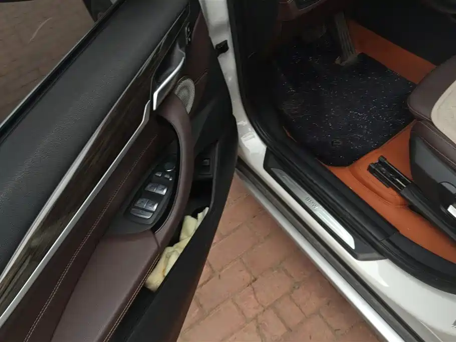 BMW X1 2021 xDrive25Li Exclusive фото 7