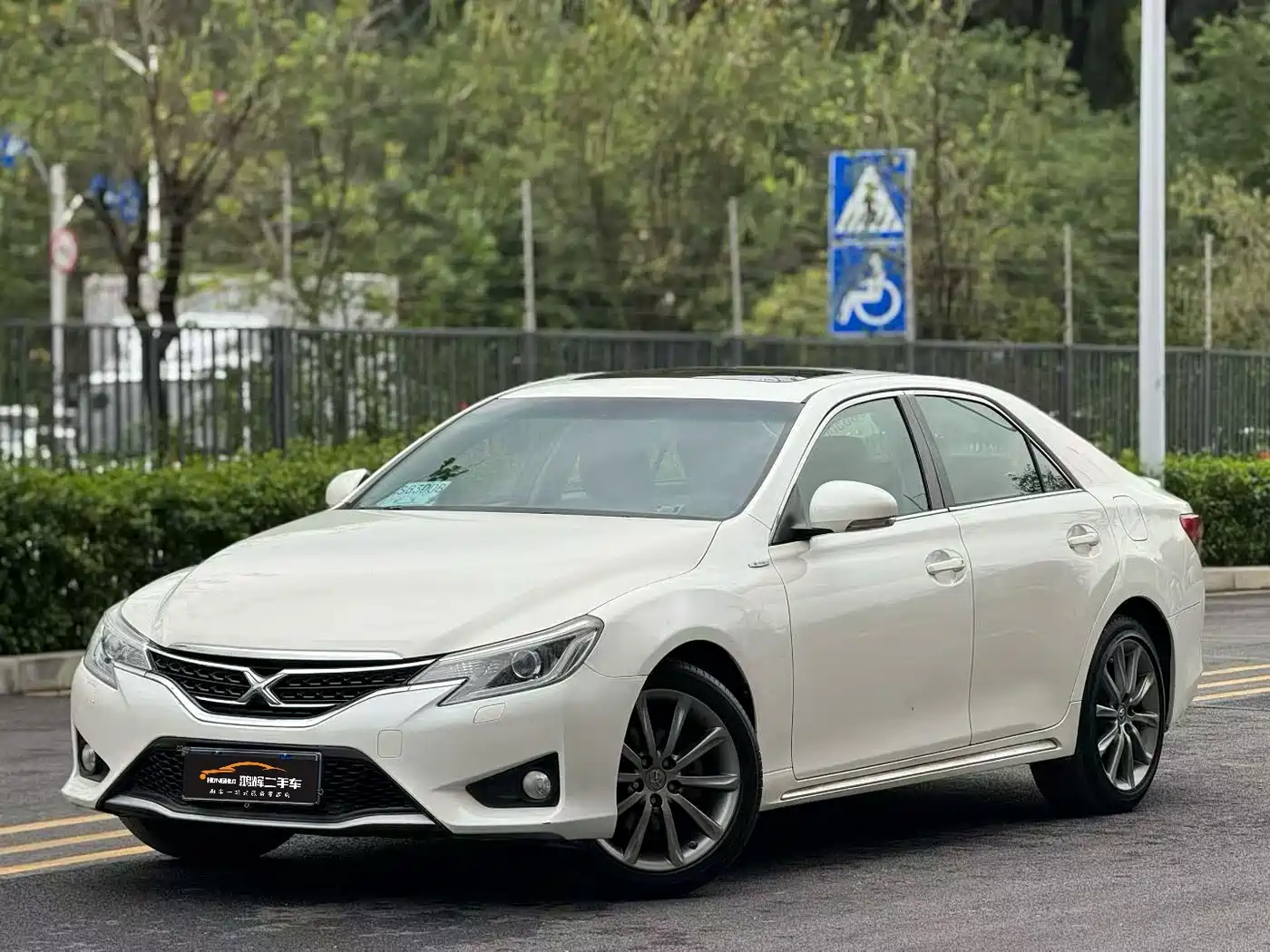 Toyota Reiz 2013 2.5V Premium Edition