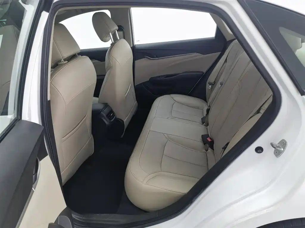 Buick Excelle 2019 15T DCT Connected Elite Type China VI фото 15