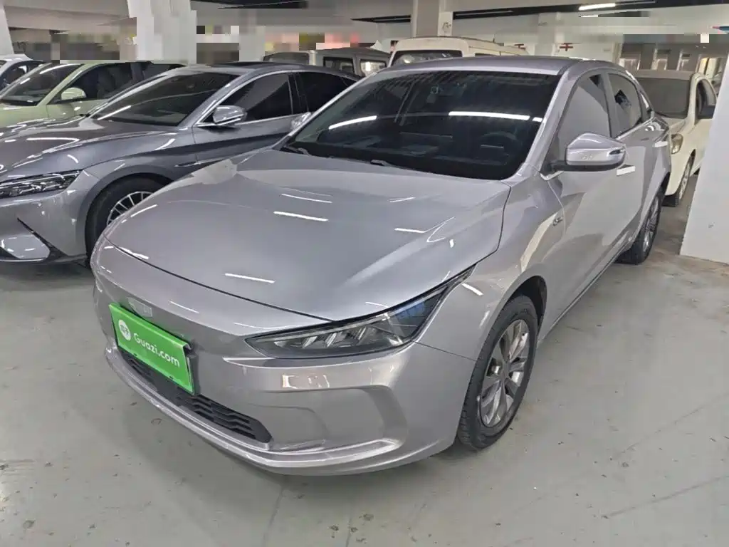 Photo 2 - Geely Geometry A