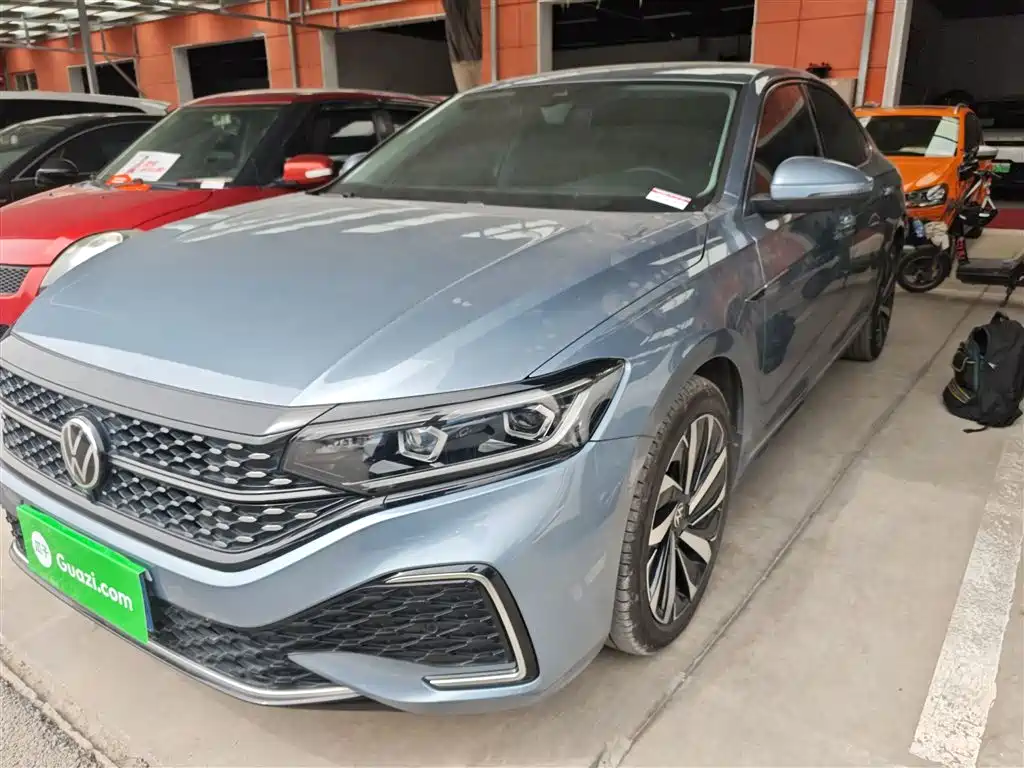 Volkswagen Passat 2022 330TSI Starry Sky Premium Edition