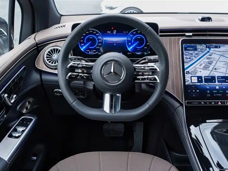 Mercedes-Benz EQE SUV 2024 500 4MATIC Pioneer Edition фото 10