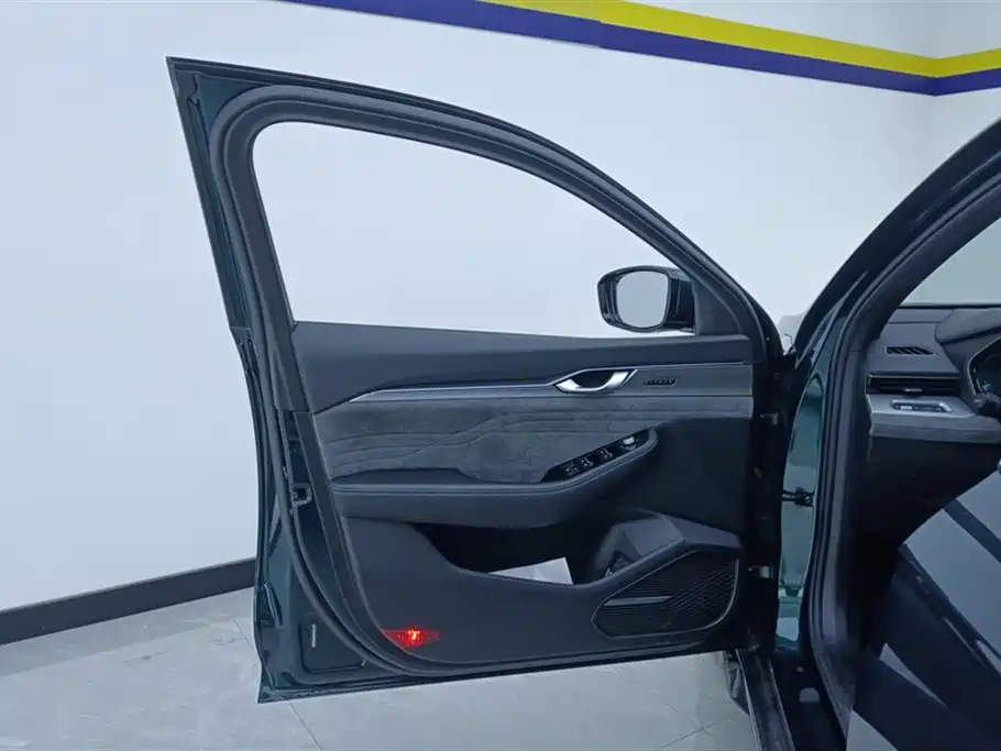 GEELY XINGRUI