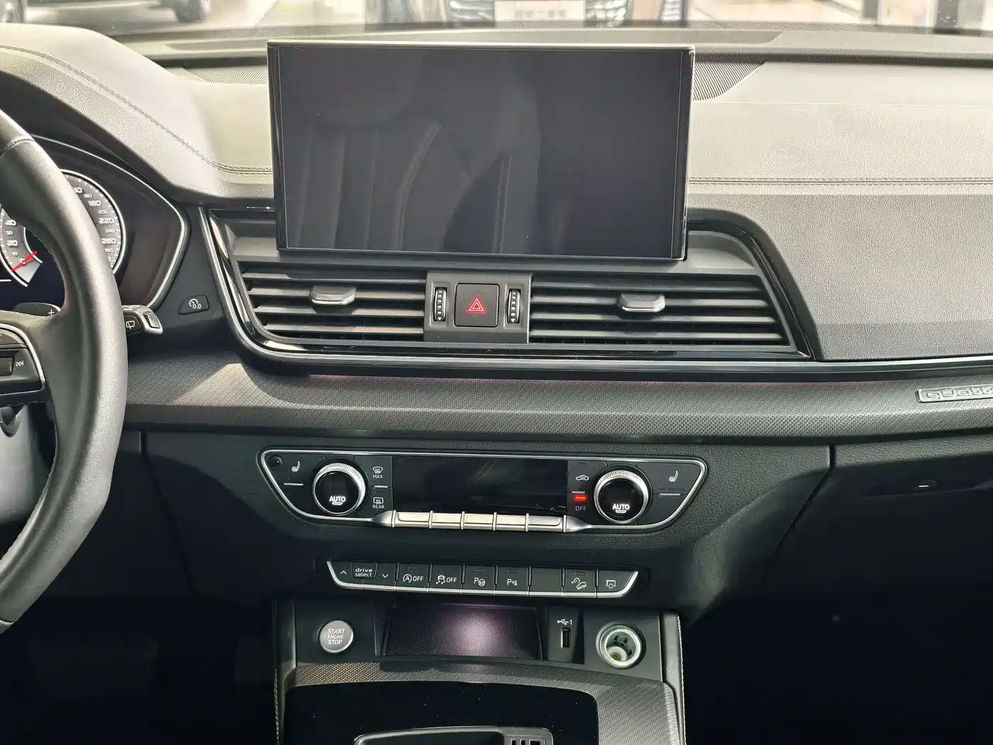 Audi Q5L 2022 40T Luxury Dynamic фото 11