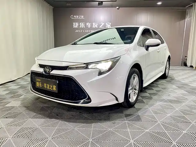Toyota Levin 185T CVT, Люкс