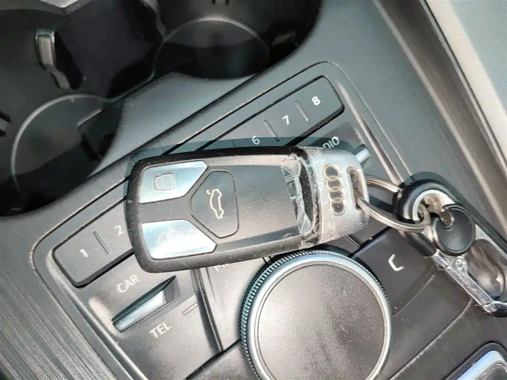Audi A4L 2017 Plus 40 TFSI Progressive фото 9