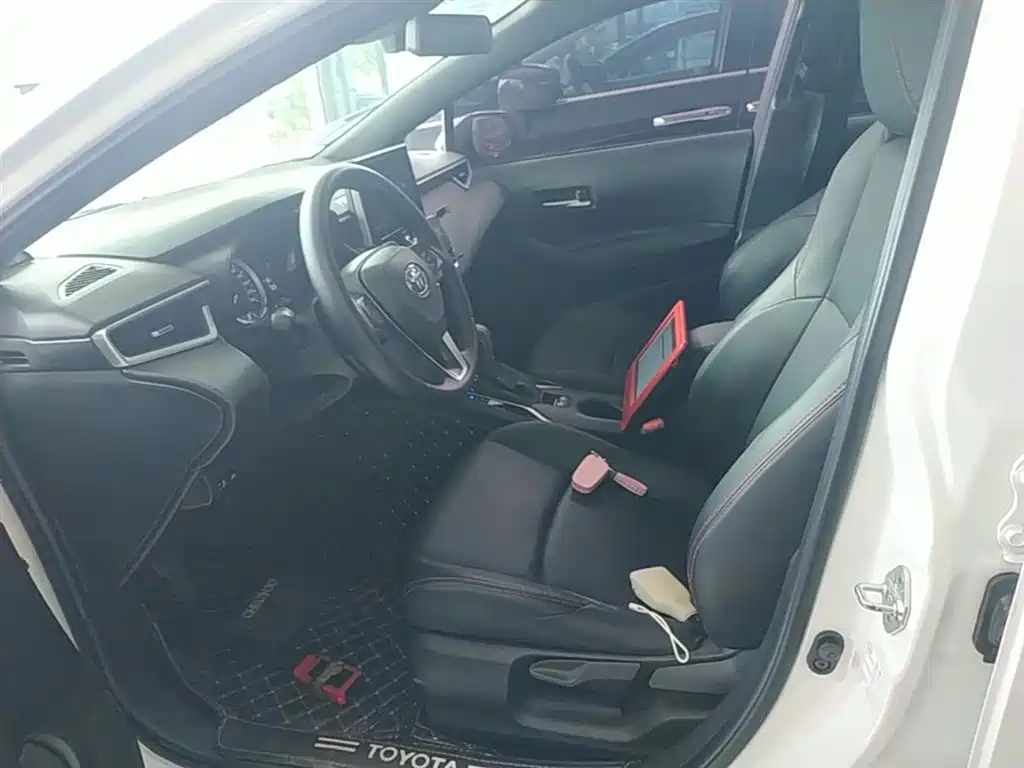 Toyota Levin 2021 185T CVT Luxury Edition фото 15