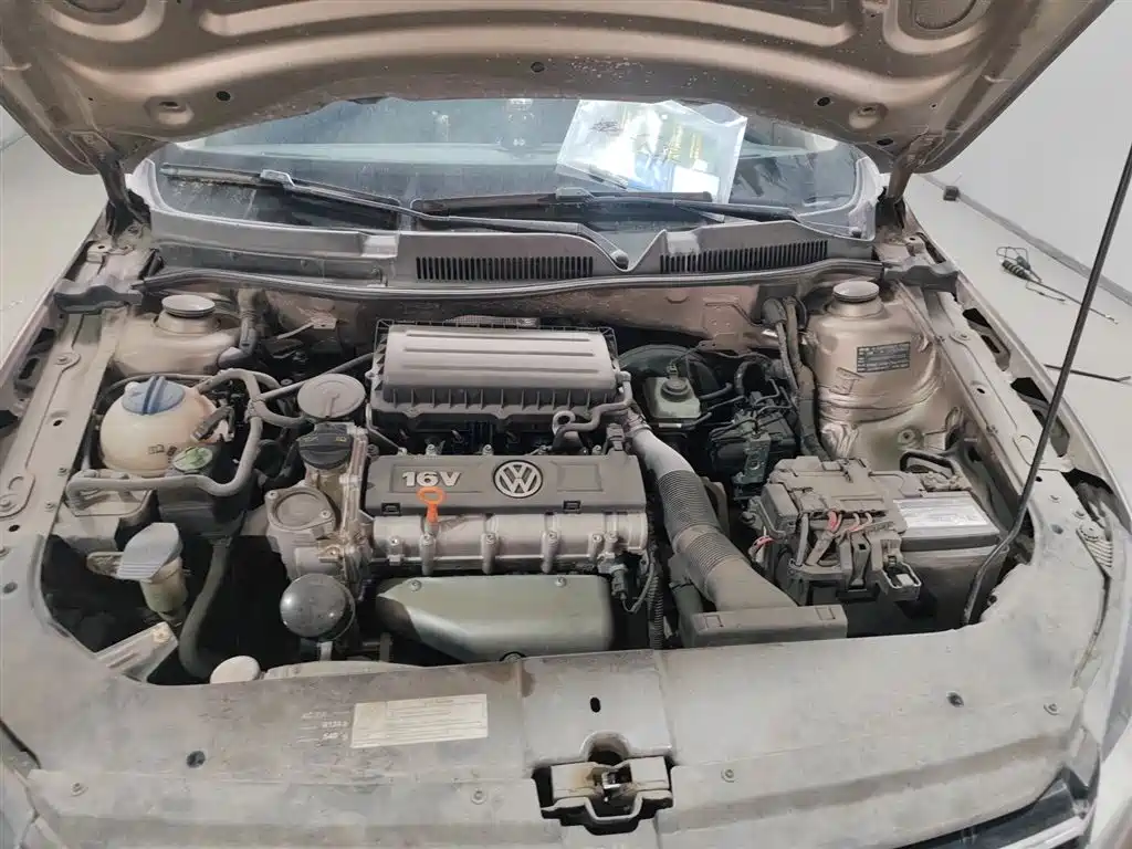Volkswagen Bora 2014 1.6L Manual Comfort Edition фото 16