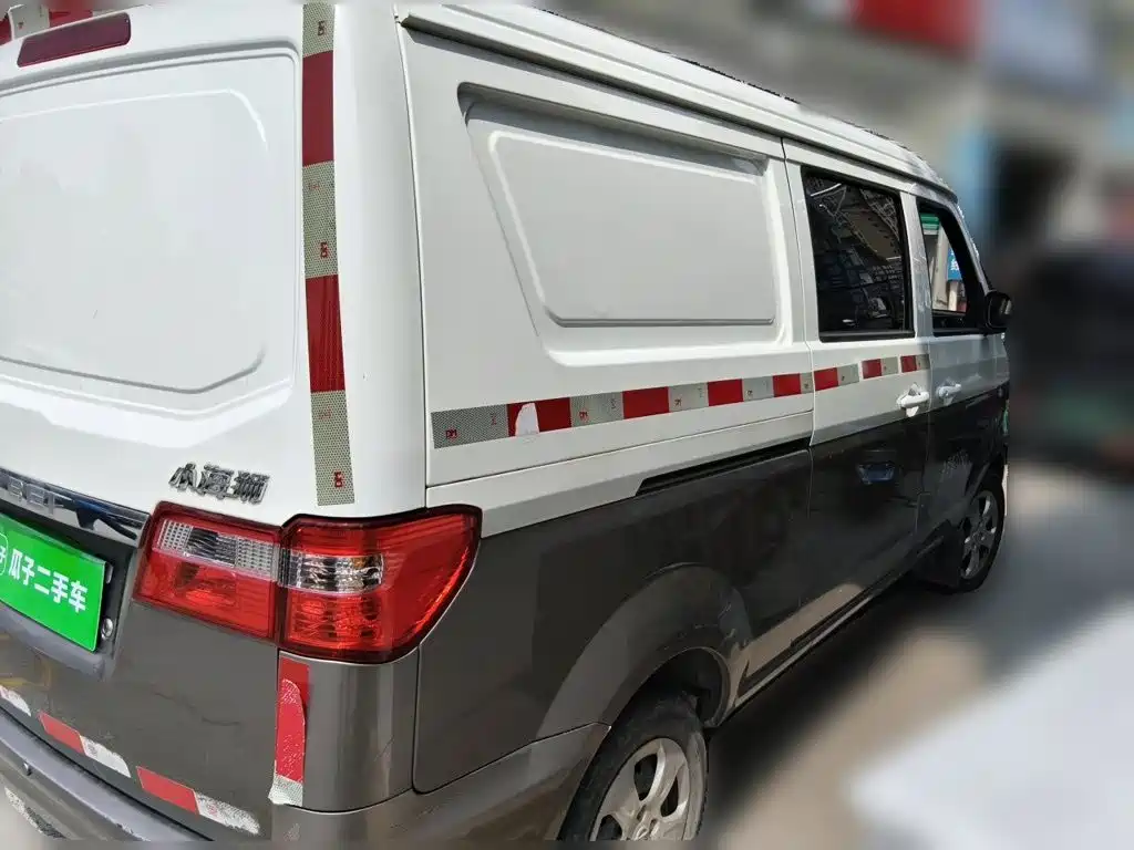 Jinbei Little Sea Lion X30 2023 2023 1.5L Business Van 2/5-seater AC Version SWC15M