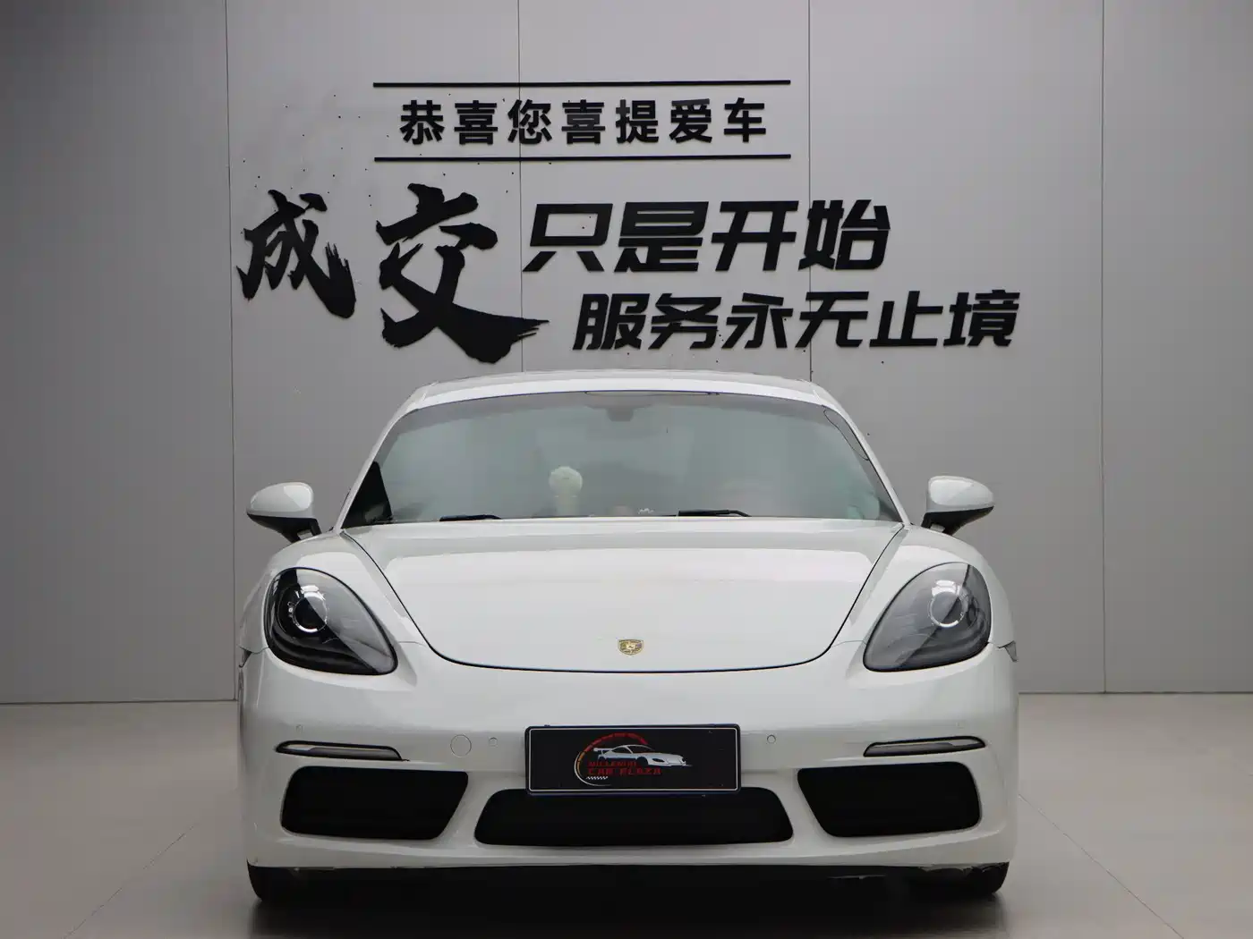 Porsche 718 2018 Cayman 2.0T фото 2