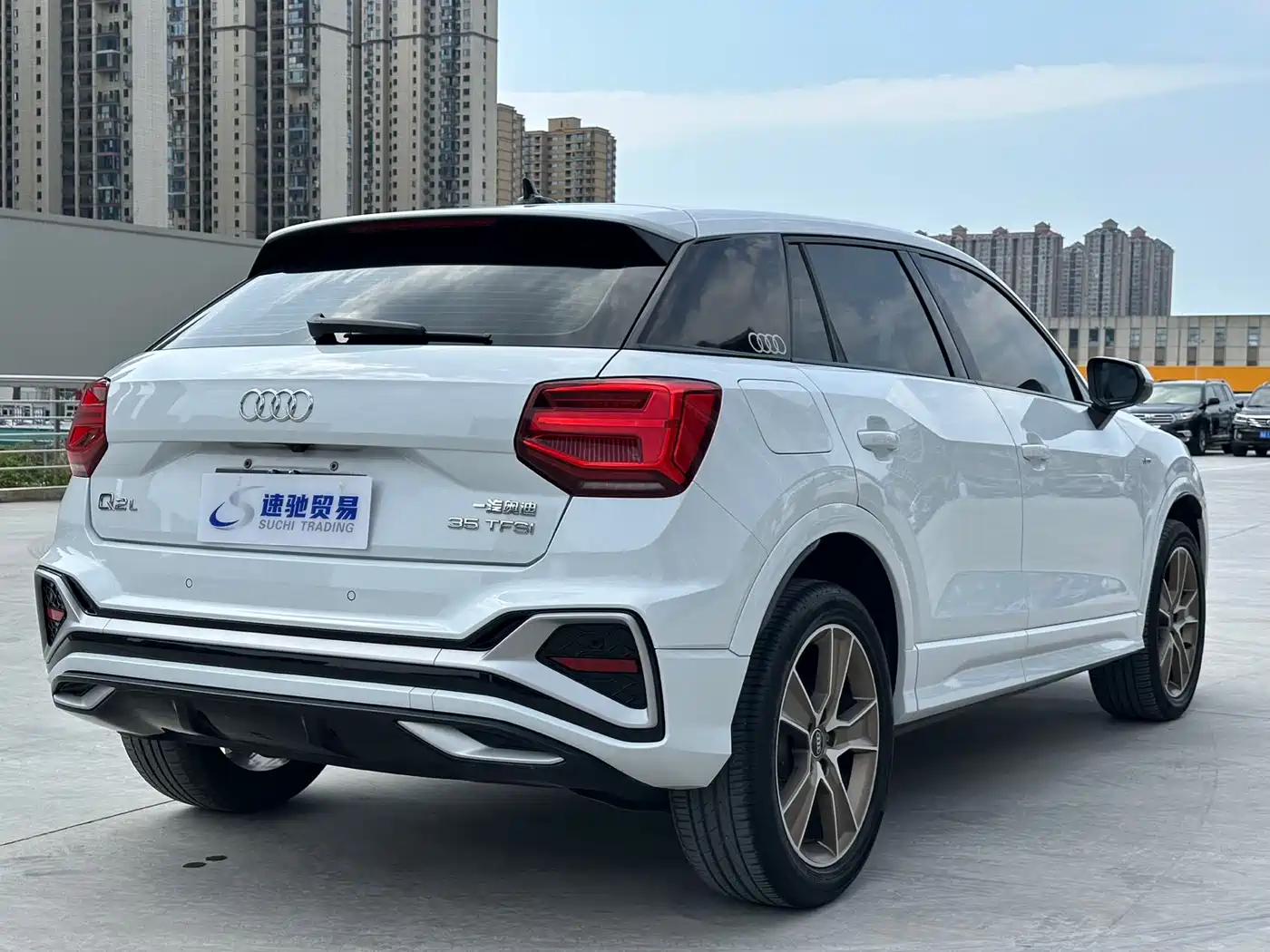 Audi Q2L 2022 35 TFSI Fashion Dynamic фото 6