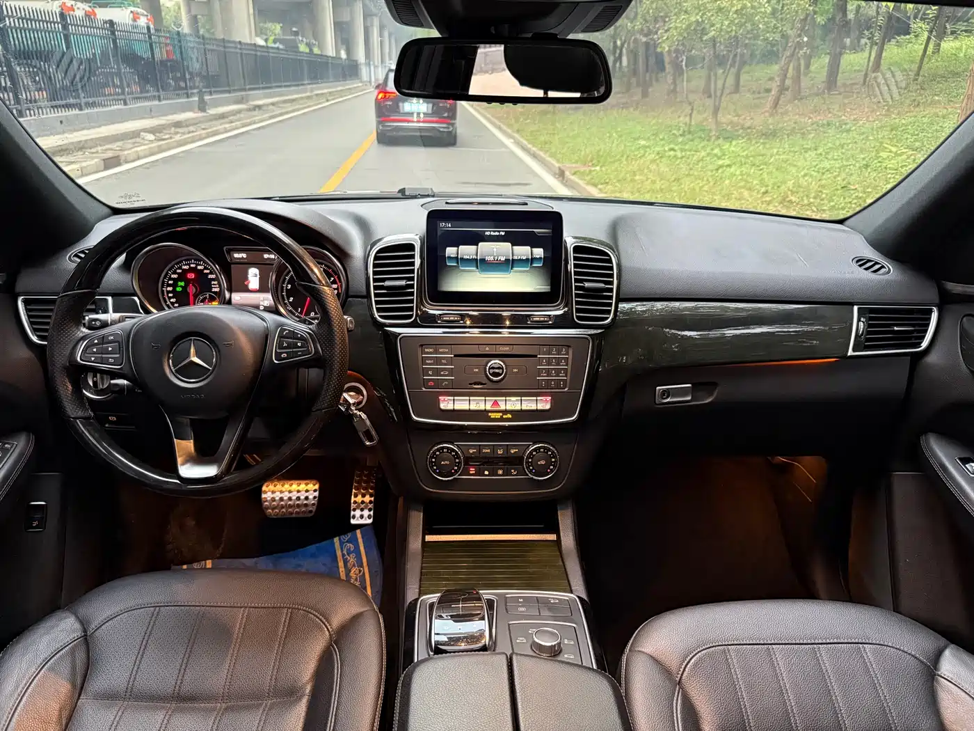 Mercedes-Benz GLE 2018 GLE 400 4MATIC Ultimate Edition фото 7