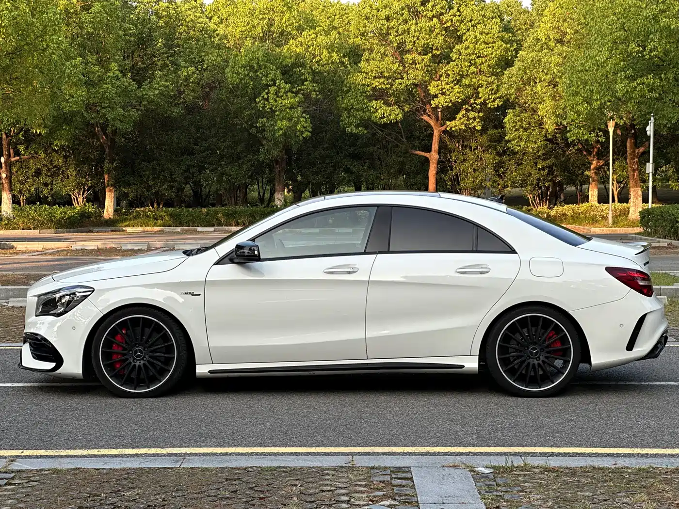 Mercedes-Benz CLA AMG 2018 2017 Facelift AMG CLA 45 4MATIC