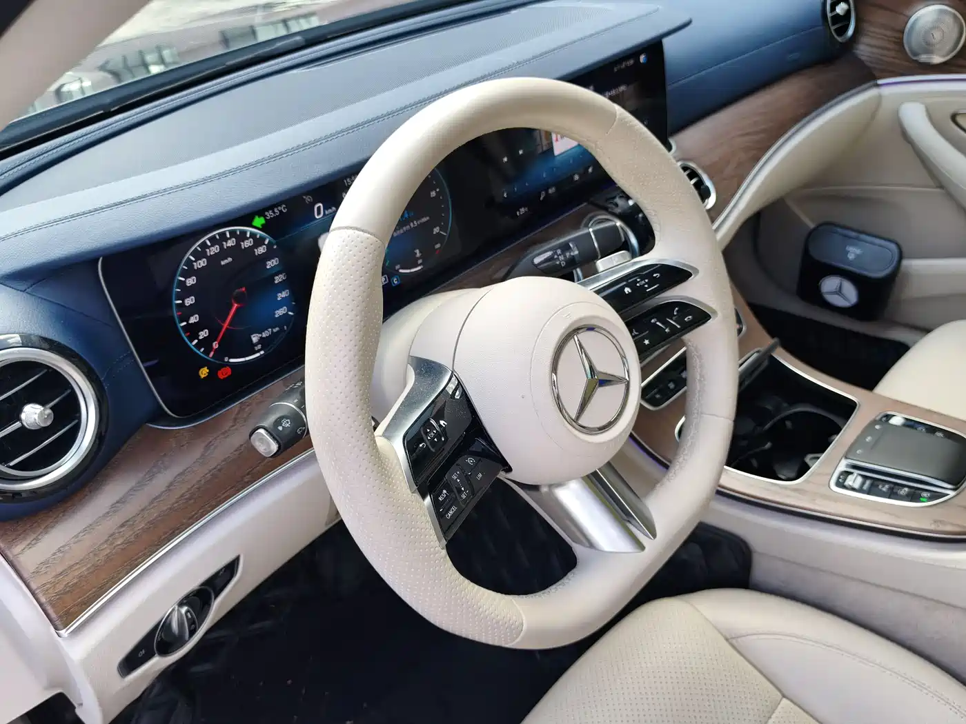 Mercedes-Benz E-Class 2023 Facelift E 300 L Sport Luxury фото 17