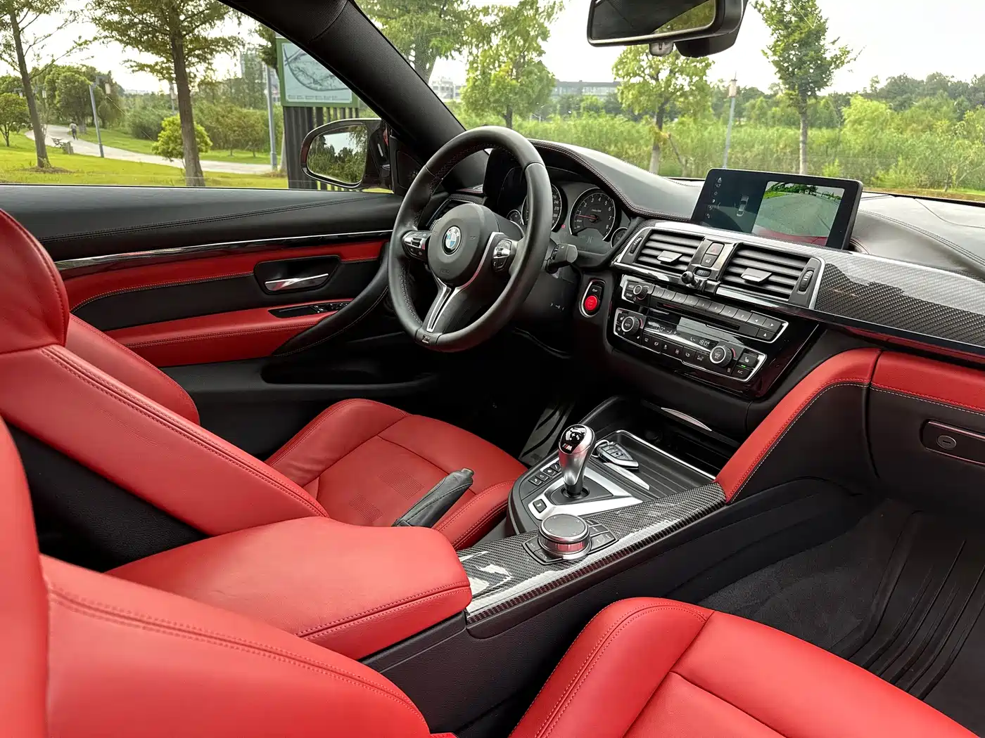 Photo 13 - BMW M4
