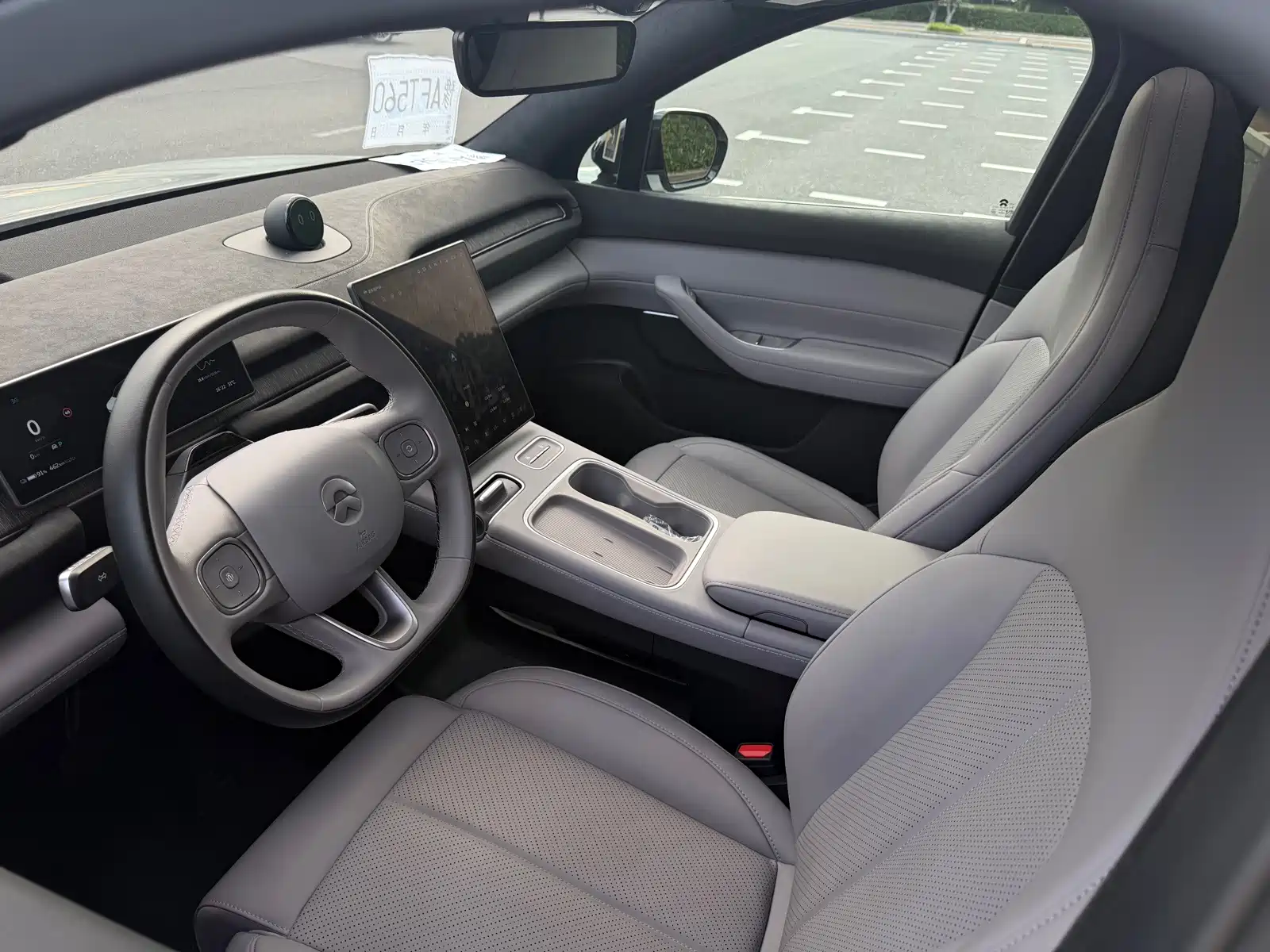 Фото 4 - NIO EC6