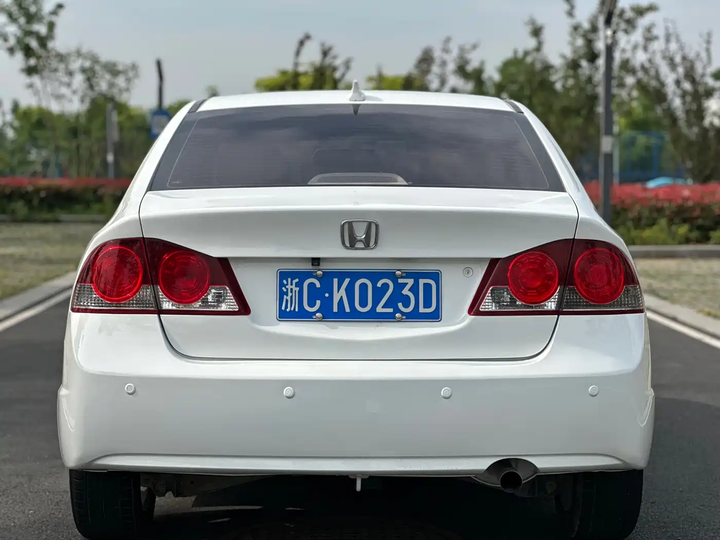 CIIMO CIIMO 2015 2015 1.8L Automatic Luxury Edition