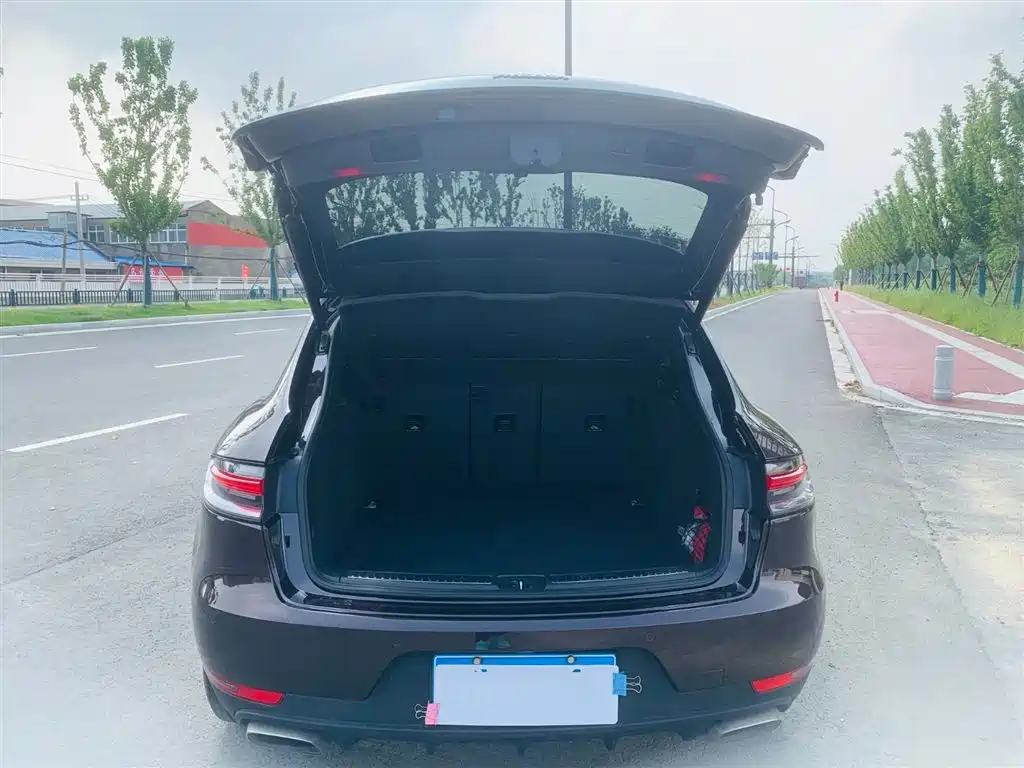Porsche Macan 2018 Macan 2.0T фото 22